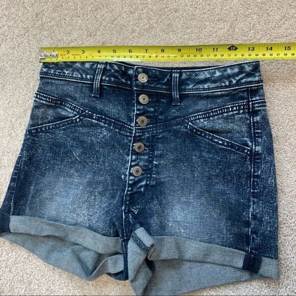 American Eagle outfitters stonewashed denim button fly shorts Sz 6 - Picture 4 of 7